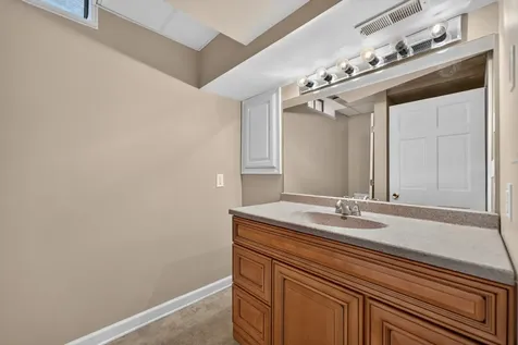 208 Robert Avenue Rockford IL 61107