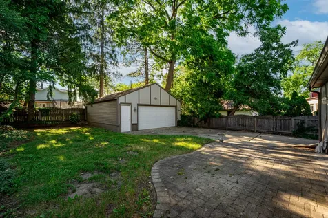208 Robert Avenue Rockford IL 61107