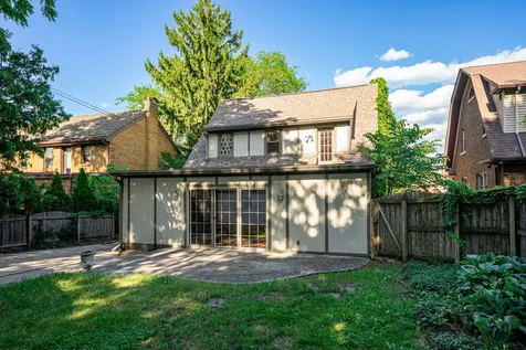 208 Robert Avenue Rockford IL 61107