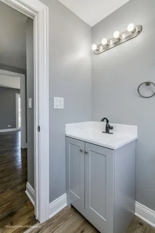4081 Quincy Court Streamwood IL 60107