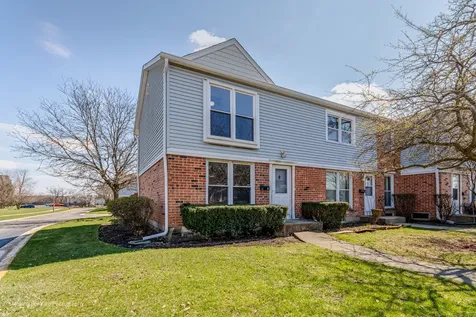 4081 Quincy Court Streamwood IL 60107