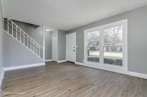 4081 Quincy Court Streamwood IL 60107
