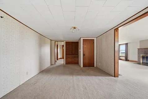 2283 East 2750th Street Kewanee IL 61443