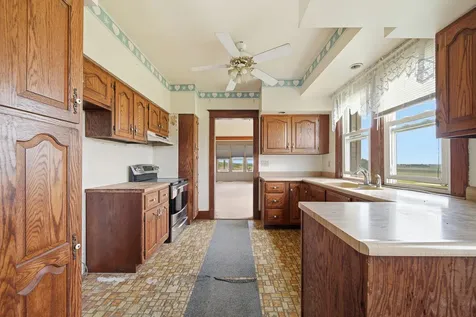 2283 East 2750th Street Kewanee IL 61443