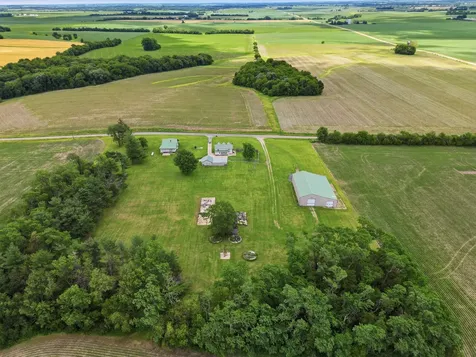 2283 East 2750th Street Kewanee IL 61443