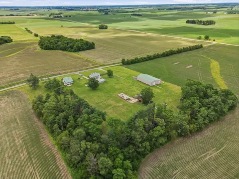 2283 East 2750th Street Kewanee IL 61443