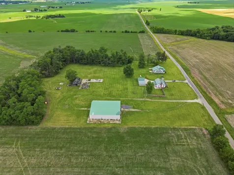 2283 East 2750th Street Kewanee IL 61443