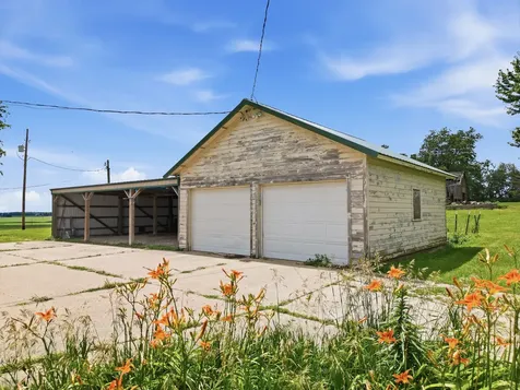 2283 East 2750th Street Kewanee IL 61443