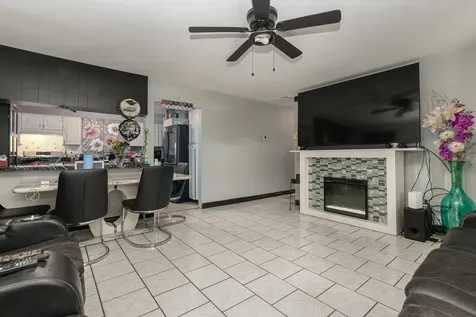2100 Western Avenue Waukegan IL 60087