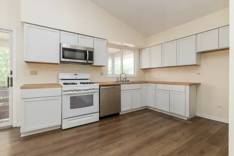 2100 Western Avenue Waukegan IL 60087