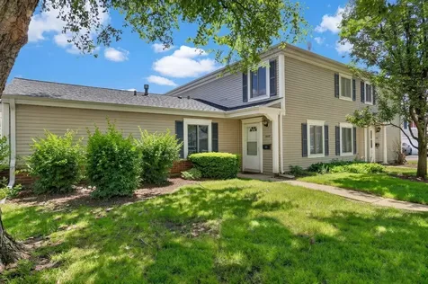 1407 Quaker Lane Prospect Heights IL 60070