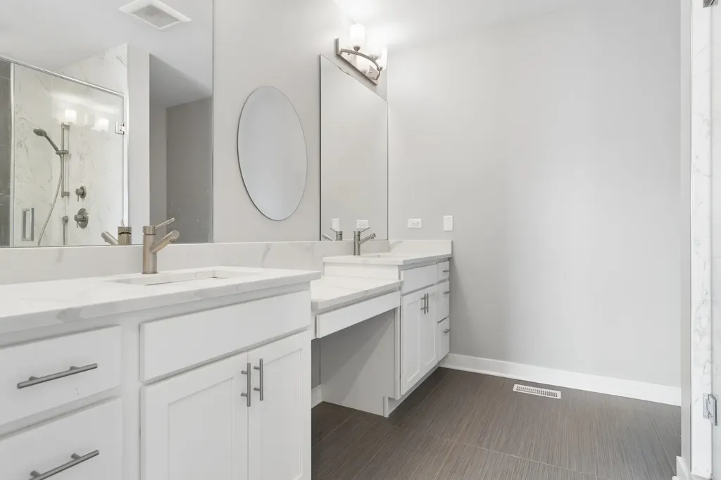 4845 North Keystone Avenue Chicago IL 60630