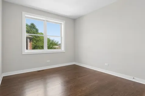 4845 North Keystone Avenue Chicago IL 60630