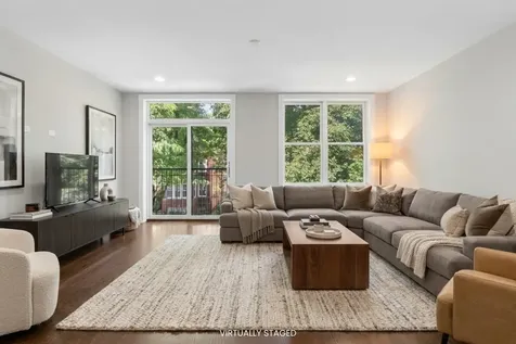 4845 North Keystone Avenue Chicago IL 60630