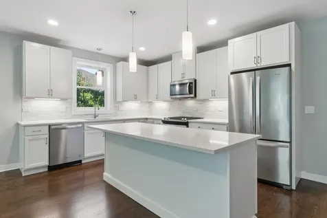 4845 North Keystone Avenue Chicago IL 60630