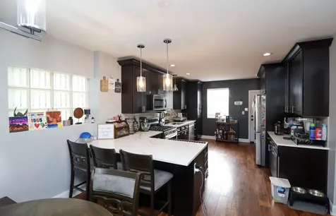 2922 North New England Avenue Chicago IL 60634