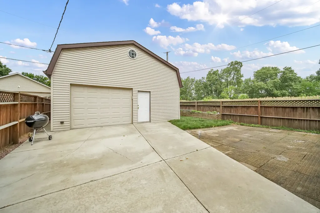 5100 South Rutherford Avenue Chicago IL 60638