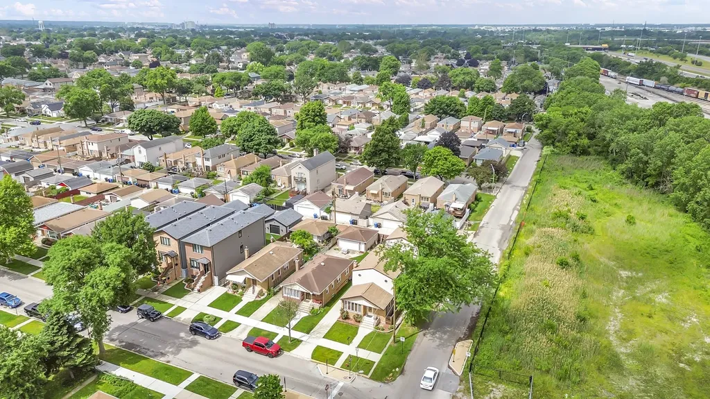 5100 South Rutherford Avenue Chicago IL 60638