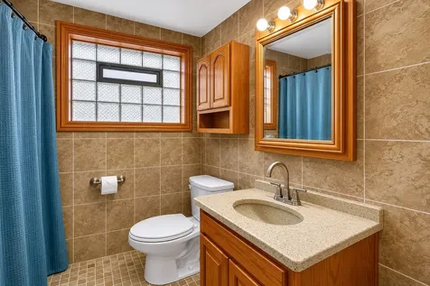 5100 South Rutherford Avenue Chicago IL 60638
