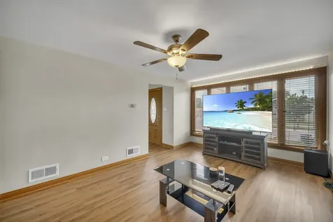 5100 South Rutherford Avenue Chicago IL 60638