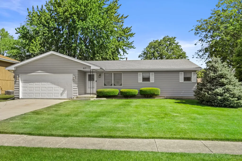 617 Hauert Street Peotone IL 60468