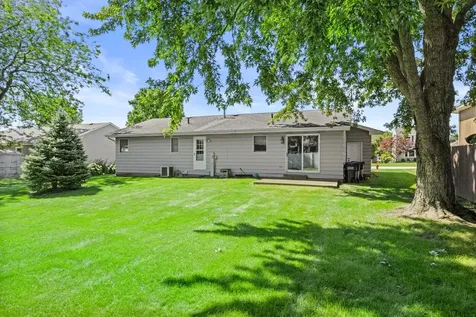 617 Hauert Street Peotone IL 60468