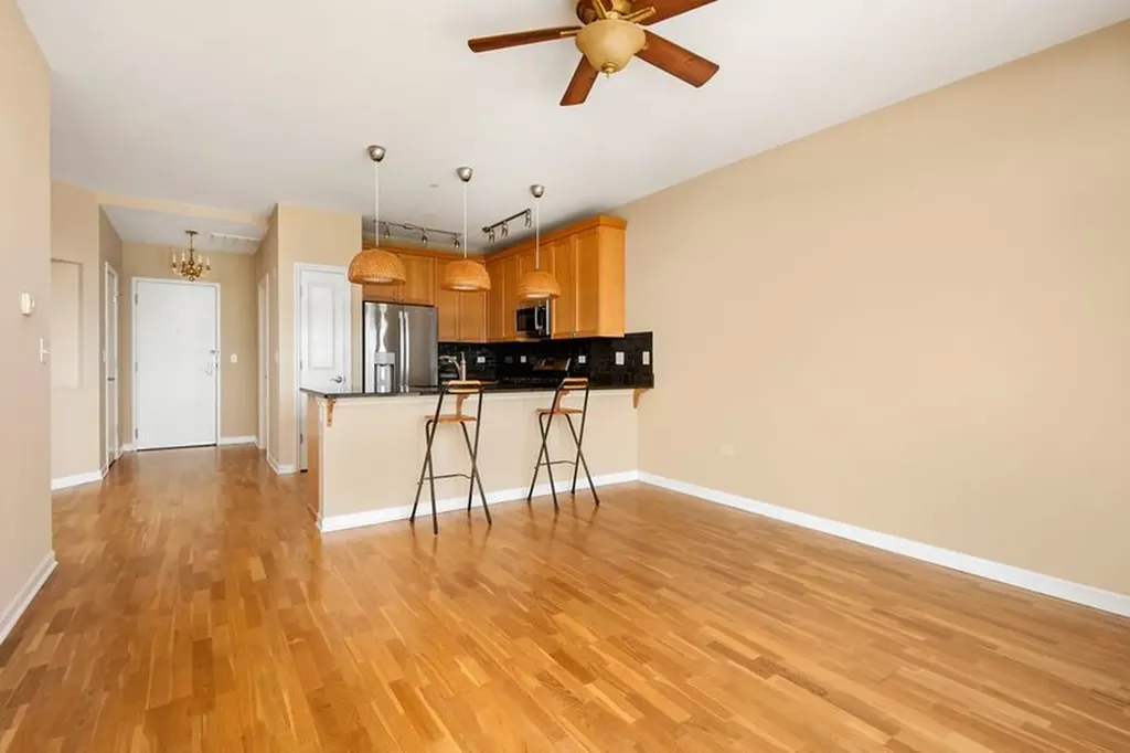 120 North Northwest Highway N Park Ridge IL 60068