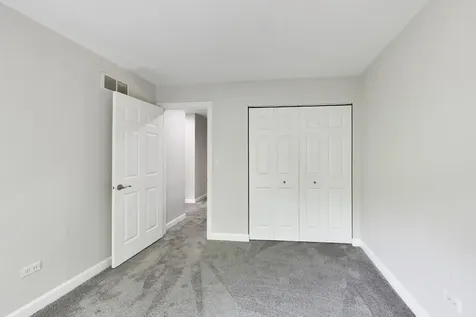 3821 North Milwaukee Avenue Chicago IL 60641