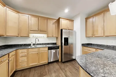 3821 North Milwaukee Avenue Chicago IL 60641