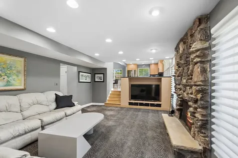 3934 Joanne Drive Glenview IL 60026
