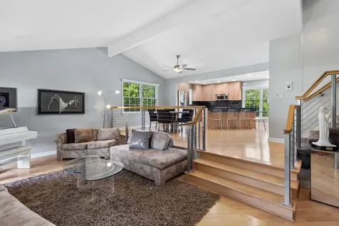 3934 Joanne Drive Glenview IL 60026