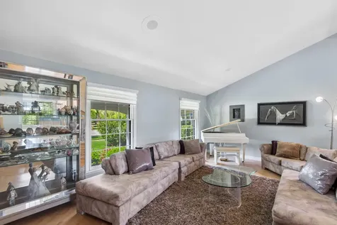 3934 Joanne Drive Glenview IL 60026