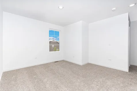 2130 Bodega Road Oswego IL 60543
