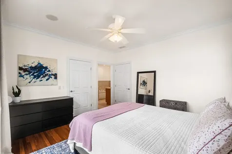 1056 West Lawrence Avenue Chicago IL 60640