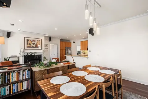 1056 West Lawrence Avenue Chicago IL 60640