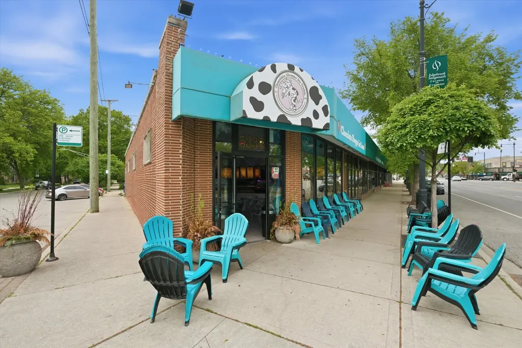 5337 West Devon Avenue Chicago IL 60646