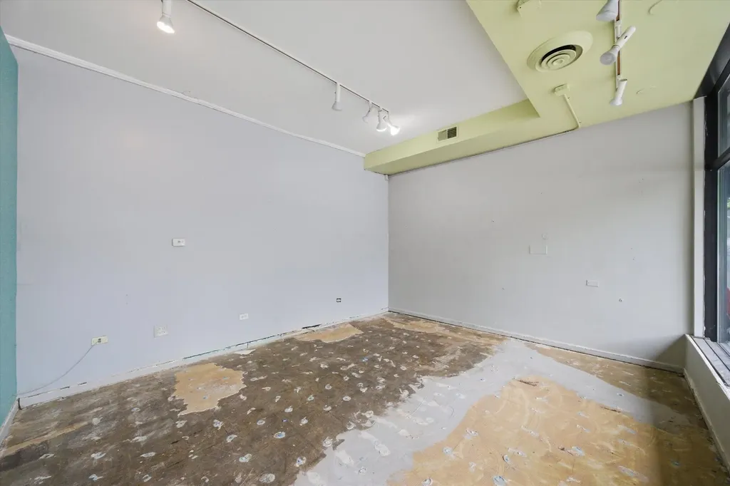 5337 West Devon Avenue Chicago IL 60646