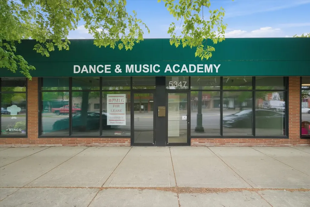 5337 West Devon Avenue Chicago IL 60646