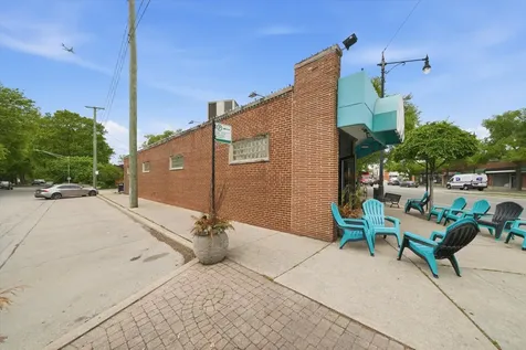 5337 West Devon Avenue Chicago IL 60646