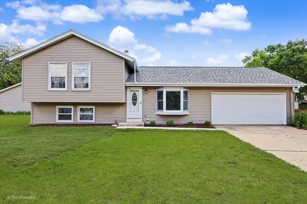 30w281 Heather Court Warrenville IL 60555