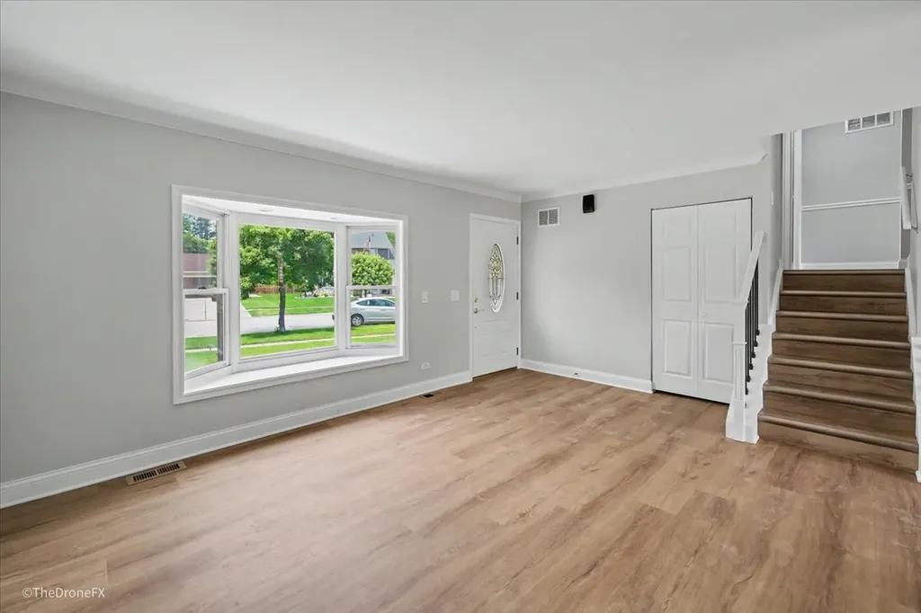 30w281 Heather Court Warrenville IL 60555