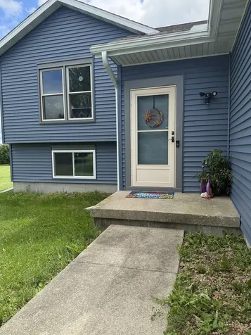 1868 Wolverine Road Dixon IL 61021
