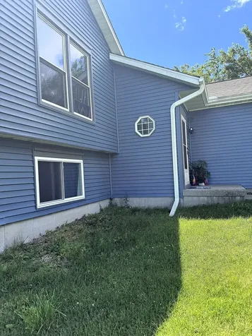 1868 Wolverine Road Dixon IL 61021