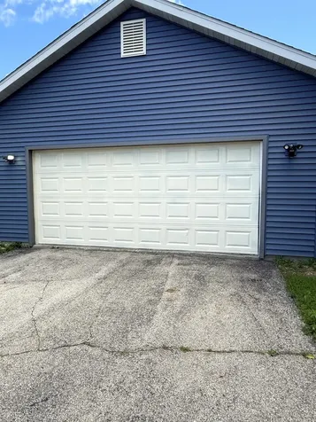 1868 Wolverine Road Dixon IL 61021