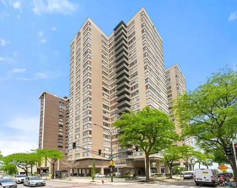 6301 North Sheridan Road Chicago IL 60660