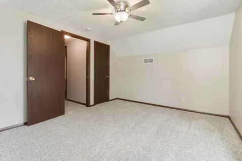 1528 North Hershey Road Bloomington IL 61704