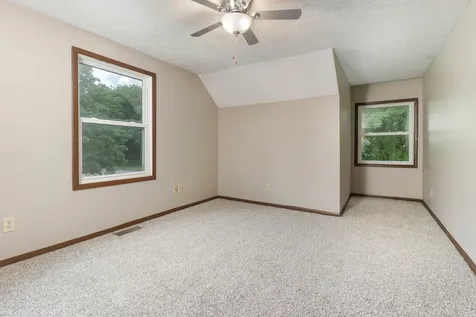 1528 North Hershey Road Bloomington IL 61704