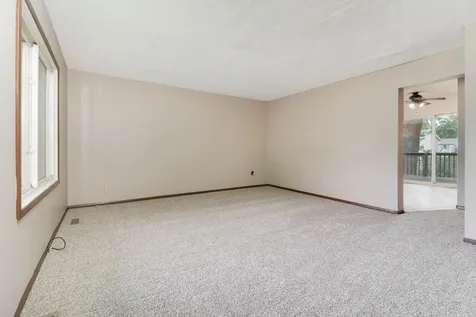 1528 North Hershey Road Bloomington IL 61704