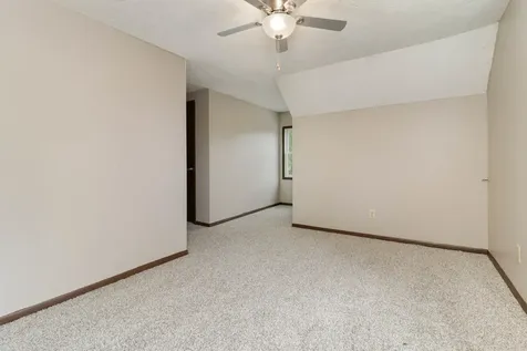 1528 North Hershey Road Bloomington IL 61704
