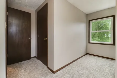1528 North Hershey Road Bloomington IL 61704